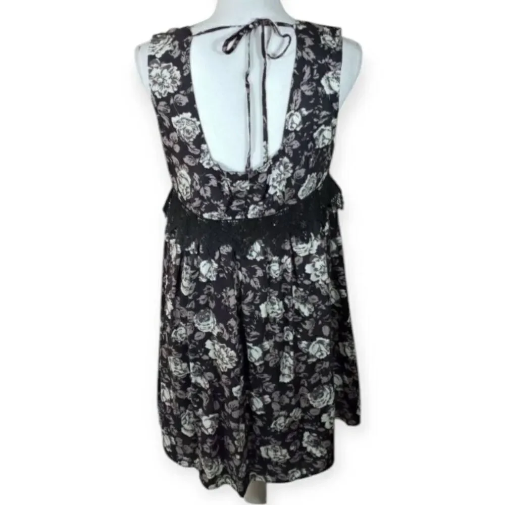 DOE & RAE BLACK, GRAY & WHITE FLORAL DRESS SZ.L NWT. - Picture 5 of 10